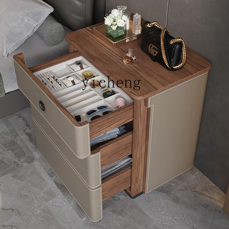 X5-14 saddle leather bedside t - огляд і ціна Tables